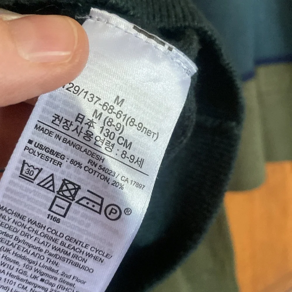 GAP sweaters size